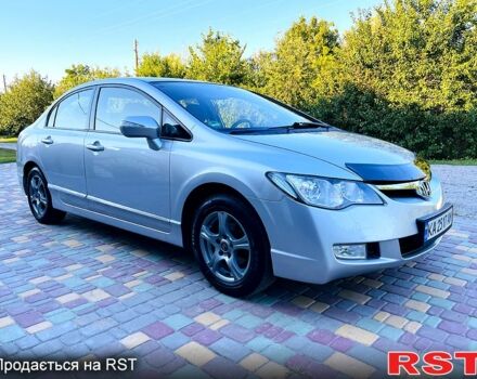 Серый Хонда Цивик, объемом двигателя 1.3 л и пробегом 208 тыс. км за 6200 $, фото 4 на Automoto.ua