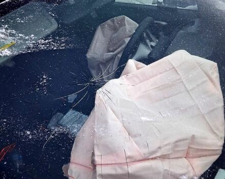 Серый Хонда Цивик, объемом двигателя 1.8 л и пробегом 270 тыс. км за 2500 $, фото 3 на Automoto.ua