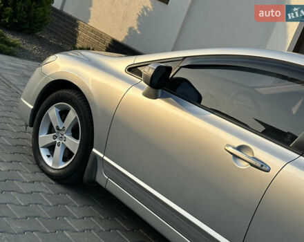 Серый Хонда Цивик, объемом двигателя 1.8 л и пробегом 176 тыс. км за 7999 $, фото 6 на Automoto.ua