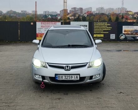 Серый Хонда Цивик, объемом двигателя 1.8 л и пробегом 312 тыс. км за 5700 $, фото 6 на Automoto.ua