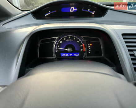 Серый Хонда Цивик, объемом двигателя 1.8 л и пробегом 176 тыс. км за 7999 $, фото 62 на Automoto.ua