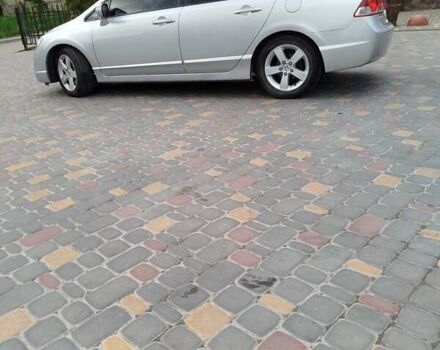 Серый Хонда Цивик, объемом двигателя 1.8 л и пробегом 130 тыс. км за 6500 $, фото 9 на Automoto.ua