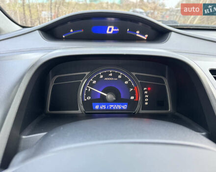 Сірий Хонда Сівік, об'ємом двигуна 1.8 л та пробігом 181 тис. км за 6800 $, фото 13 на Automoto.ua