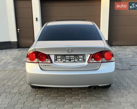Серый Хонда Цивик, объемом двигателя 1.8 л и пробегом 176 тыс. км за 7999 $, фото 29 на Automoto.ua