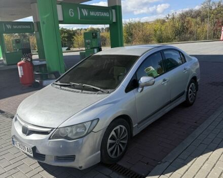 Серый Хонда Цивик, объемом двигателя 1.8 л и пробегом 180 тыс. км за 1900 $, фото 1 на Automoto.ua