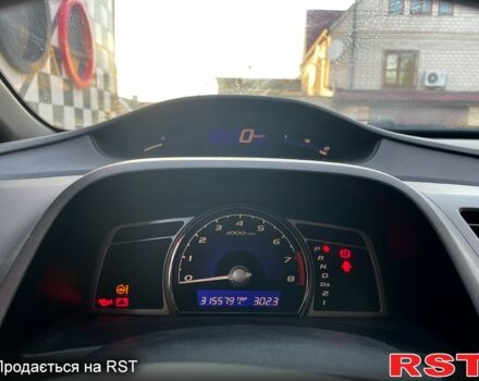 Серый Хонда Цивик, объемом двигателя 1.8 л и пробегом 316 тыс. км за 6200 $, фото 3 на Automoto.ua