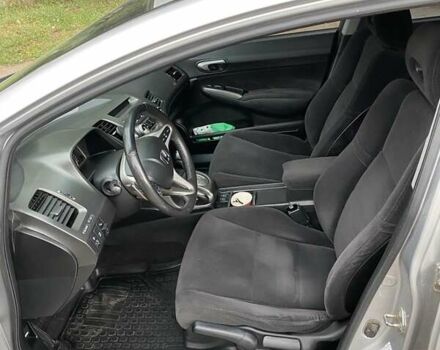 Серый Хонда Цивик, объемом двигателя 1.8 л и пробегом 308 тыс. км за 6700 $, фото 7 на Automoto.ua