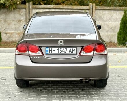 Хонда Цивик 2007 в Одессе на Automoto.ua Серый Хонда Цивик, объемом двигателя 1.8 л и пробегом 214 тыс. км за 7200 $, фото 7 на Automoto.ua