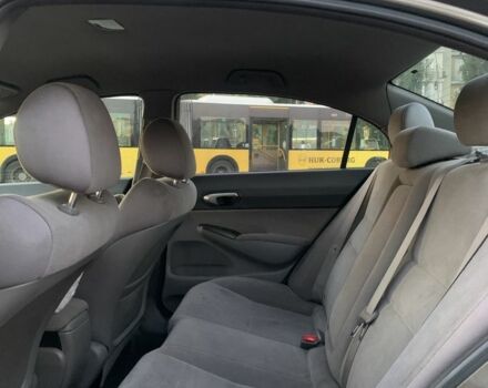 Серый Хонда Цивик, объемом двигателя 1.3 л и пробегом 255 тыс. км за 4100 $, фото 10 на Automoto.ua