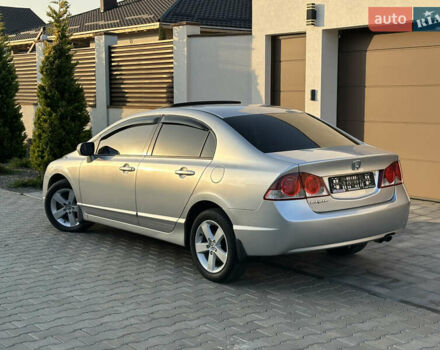 Серый Хонда Цивик, объемом двигателя 1.8 л и пробегом 176 тыс. км за 7999 $, фото 7 на Automoto.ua