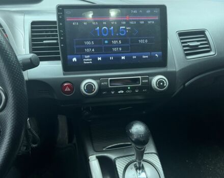 Серый Хонда Цивик, объемом двигателя 1.8 л и пробегом 225 тыс. км за 5100 $, фото 5 на Automoto.ua