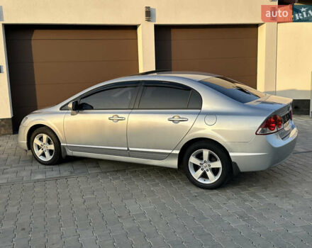 Серый Хонда Цивик, объемом двигателя 1.8 л и пробегом 176 тыс. км за 7999 $, фото 11 на Automoto.ua