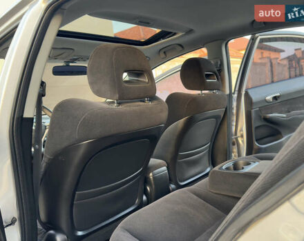 Серый Хонда Цивик, объемом двигателя 1.8 л и пробегом 176 тыс. км за 7999 $, фото 45 на Automoto.ua