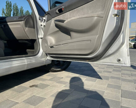 Серый Хонда Цивик, объемом двигателя 1.34 л и пробегом 162 тыс. км за 6000 $, фото 13 на Automoto.ua