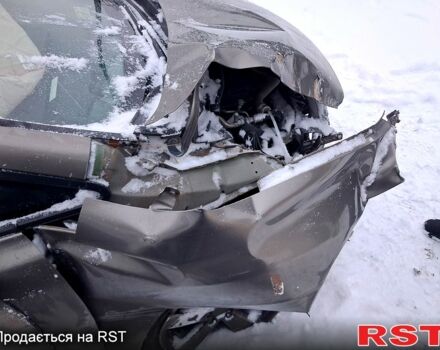 Серый Хонда Цивик, объемом двигателя 1.8 л и пробегом 270 тыс. км за 2500 $, фото 7 на Automoto.ua