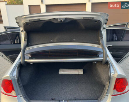 Серый Хонда Цивик, объемом двигателя 1.8 л и пробегом 176 тыс. км за 7999 $, фото 38 на Automoto.ua