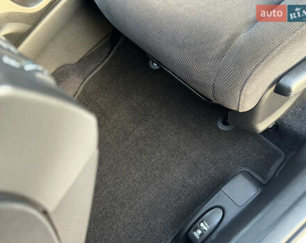 Серый Хонда Цивик, объемом двигателя 1.8 л и пробегом 176 тыс. км за 7999 $, фото 54 на Automoto.ua