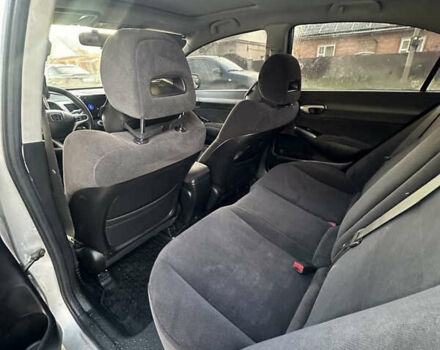 Серый Хонда Цивик, объемом двигателя 1.8 л и пробегом 316 тыс. км за 4650 $, фото 9 на Automoto.ua