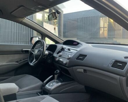 Серый Хонда Цивик, объемом двигателя 1.3 л и пробегом 255 тыс. км за 4100 $, фото 12 на Automoto.ua