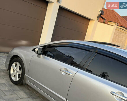 Серый Хонда Цивик, объемом двигателя 1.8 л и пробегом 176 тыс. км за 7999 $, фото 30 на Automoto.ua