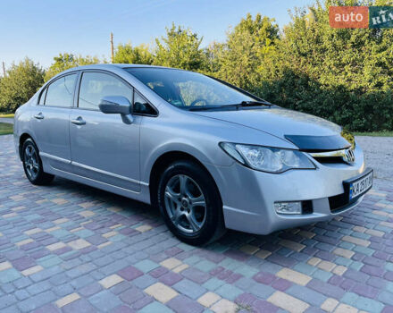 Серый Хонда Цивик, объемом двигателя 1.3 л и пробегом 208 тыс. км за 6200 $, фото 3 на Automoto.ua
