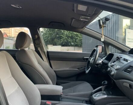 Серый Хонда Цивик, объемом двигателя 1.3 л и пробегом 255 тыс. км за 4100 $, фото 11 на Automoto.ua