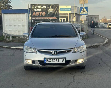 Серый Хонда Цивик, объемом двигателя 1.8 л и пробегом 316 тыс. км за 4650 $, фото 1 на Automoto.ua