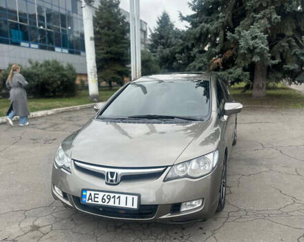 Серый Хонда Цивик, объемом двигателя 1.8 л и пробегом 311 тыс. км за 5500 $, фото 1 на Automoto.ua