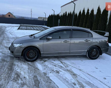 Серый Хонда Цивик, объемом двигателя 1.8 л и пробегом 277 тыс. км за 5900 $, фото 22 на Automoto.ua