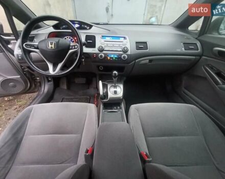 Серый Хонда Цивик, объемом двигателя 1.34 л и пробегом 260 тыс. км за 4700 $, фото 5 на Automoto.ua