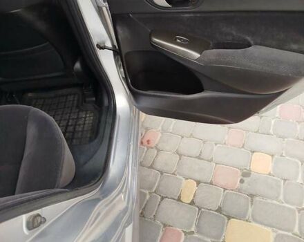 Серый Хонда Цивик, объемом двигателя 1.8 л и пробегом 130 тыс. км за 6500 $, фото 13 на Automoto.ua