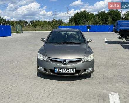 Серый Хонда Цивик, объемом двигателя 1.34 л и пробегом 233 тыс. км за 6500 $, фото 1 на Automoto.ua