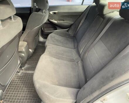 Сірий Хонда Сівік, об'ємом двигуна 1.8 л та пробігом 378 тис. км за 4900 $, фото 36 на Automoto.ua