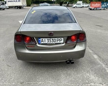Серый Хонда Цивик, объемом двигателя 1.8 л и пробегом 237 тыс. км за 6800 $, фото 5 на Automoto.ua