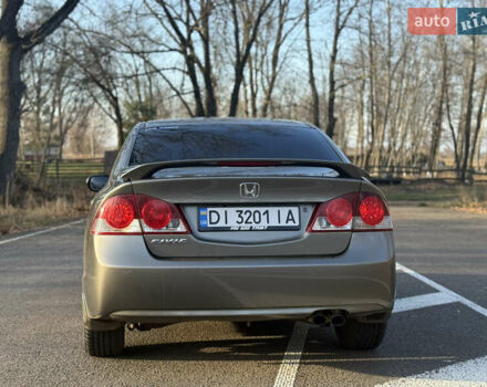 Сірий Хонда Сівік, об'ємом двигуна 1.8 л та пробігом 200 тис. км за 7600 $, фото 2 на Automoto.ua