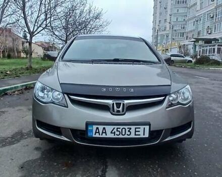 Серый Хонда Цивик, объемом двигателя 1.8 л и пробегом 268 тыс. км за 5800 $, фото 13 на Automoto.ua