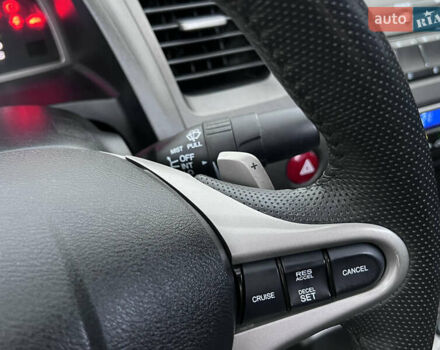 Серый Хонда Цивик, объемом двигателя 1.8 л и пробегом 168 тыс. км за 7650 $, фото 29 на Automoto.ua