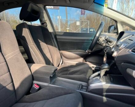 Серый Хонда Цивик, объемом двигателя 1.8 л и пробегом 339 тыс. км за 6400 $, фото 16 на Automoto.ua