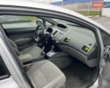 Серый Хонда Цивик, объемом двигателя 1.8 л и пробегом 230 тыс. км за 6350 $, фото 10 на Automoto.ua