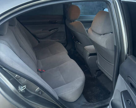 Серый Хонда Цивик, объемом двигателя 1.8 л и пробегом 232 тыс. км за 5000 $, фото 10 на Automoto.ua