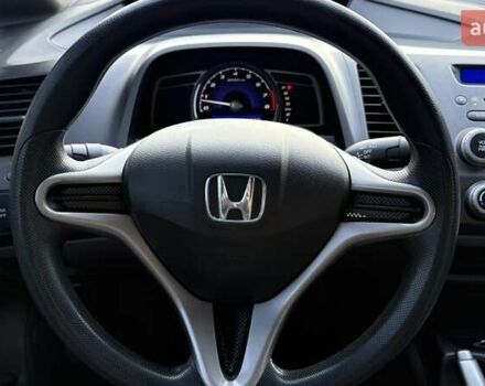 Серый Хонда Цивик, объемом двигателя 1.8 л и пробегом 156 тыс. км за 8953 $, фото 12 на Automoto.ua