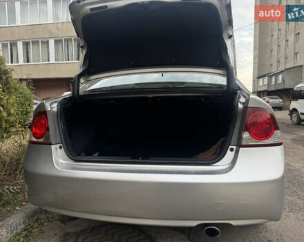 Серый Хонда Цивик, объемом двигателя 1.34 л и пробегом 224 тыс. км за 6200 $, фото 19 на Automoto.ua