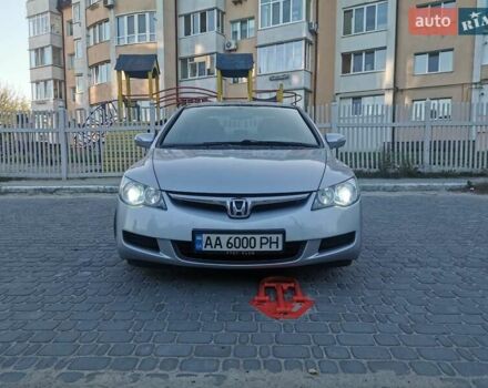 Серый Хонда Цивик, объемом двигателя 1.8 л и пробегом 214 тыс. км за 6800 $, фото 18 на Automoto.ua