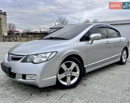 Серый Хонда Цивик, объемом двигателя 1.8 л и пробегом 168 тыс. км за 7650 $, фото 2 на Automoto.ua