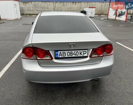 Серый Хонда Цивик, объемом двигателя 1.8 л и пробегом 230 тыс. км за 6350 $, фото 3 на Automoto.ua