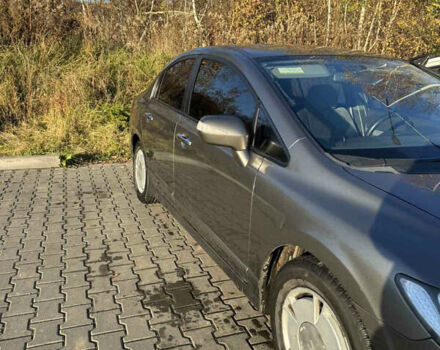 Серый Хонда Цивик, объемом двигателя 1.3 л и пробегом 215 тыс. км за 5500 $, фото 4 на Automoto.ua