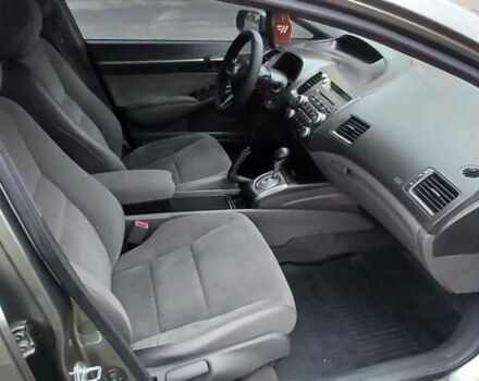 Серый Хонда Цивик, объемом двигателя 1.8 л и пробегом 268 тыс. км за 5800 $, фото 22 на Automoto.ua