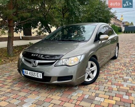 Серый Хонда Цивик, объемом двигателя 1.8 л и пробегом 268 тыс. км за 5800 $, фото 9 на Automoto.ua