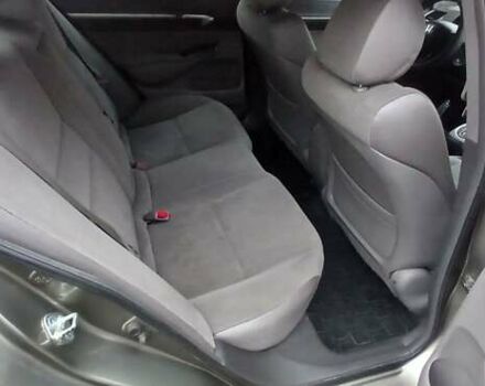 Серый Хонда Цивик, объемом двигателя 1.8 л и пробегом 268 тыс. км за 5800 $, фото 20 на Automoto.ua