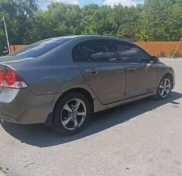 Сірий Хонда Сівік, об'ємом двигуна 1.8 л та пробігом 280 тис. км за 5700 $, фото 5 на Automoto.ua